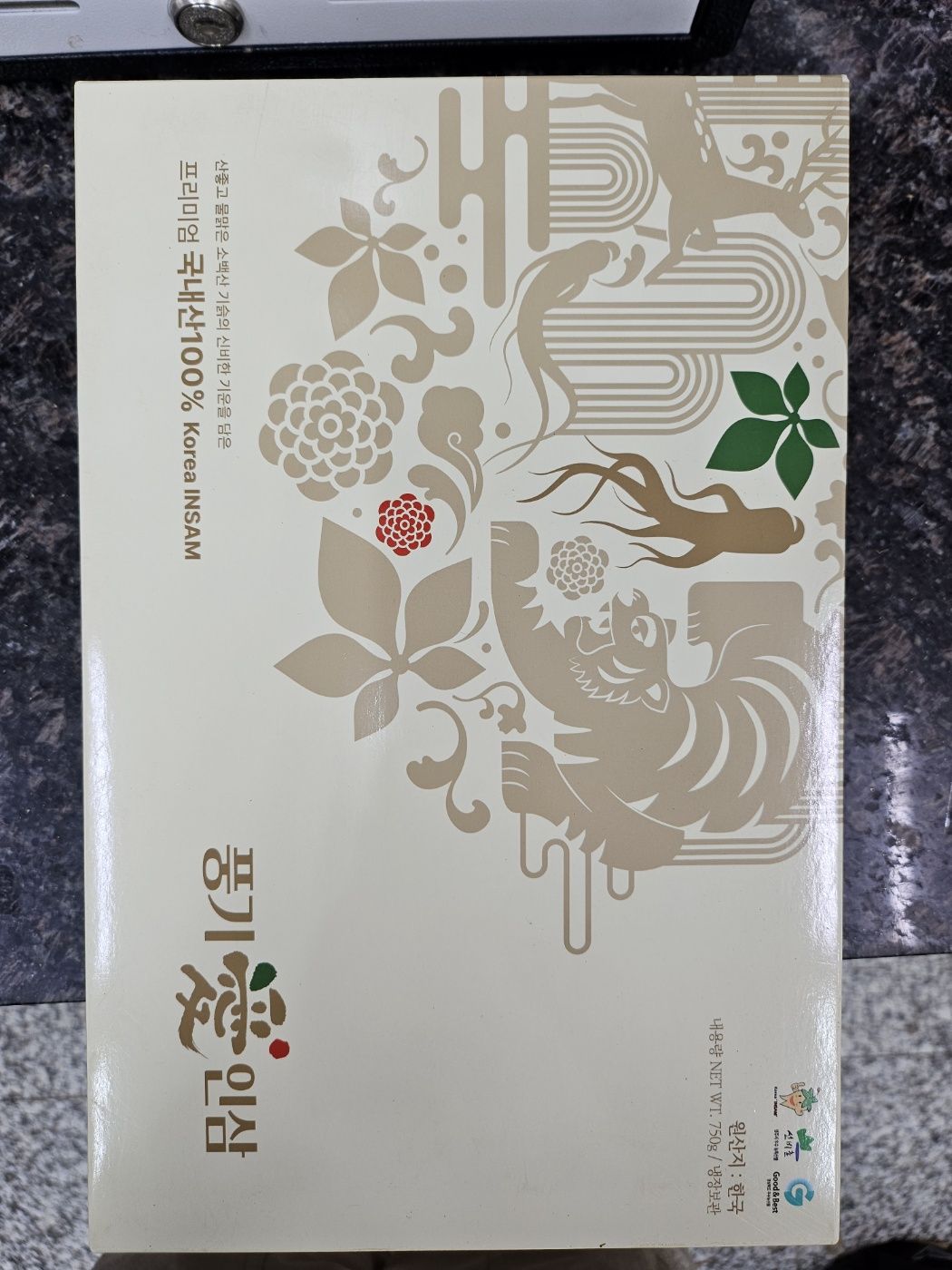 진상품금선인삼 (進上品錦仙人參) 750g (7-8뿌리)